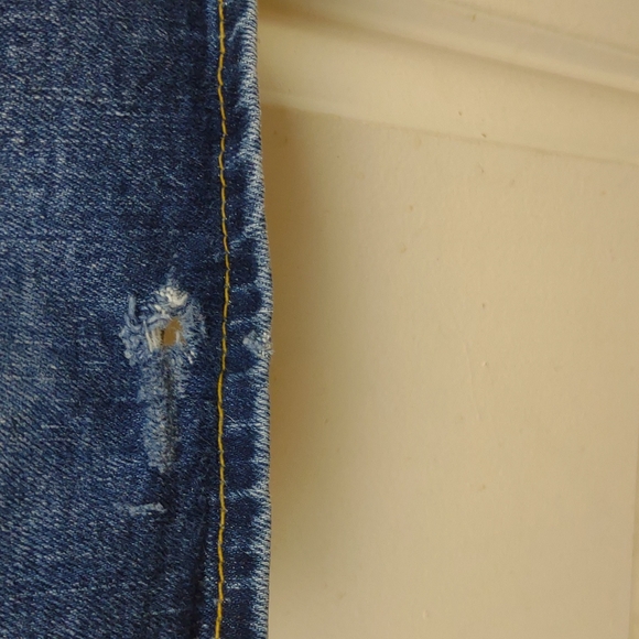 Old Navy Stretch Boot Cut Just Below Waist 5 Pocket Blue Jeans Distressed - Picture 4 of 13